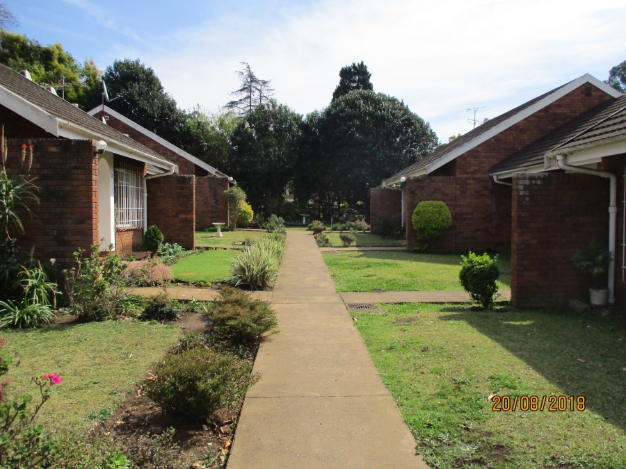 To Let 2 Bedroom Property for Rent in Howick KwaZulu-Natal