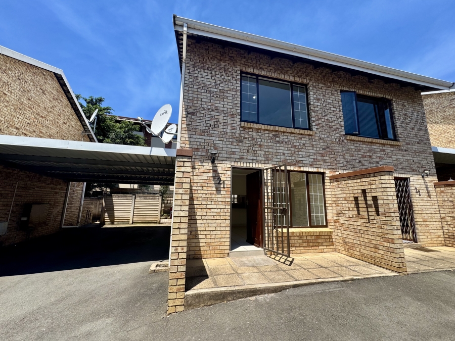 2 Bedroom Property for Sale in Scottsville KwaZulu-Natal