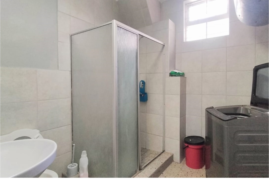 1 Bedroom Property for Sale in Durban North KwaZulu-Natal