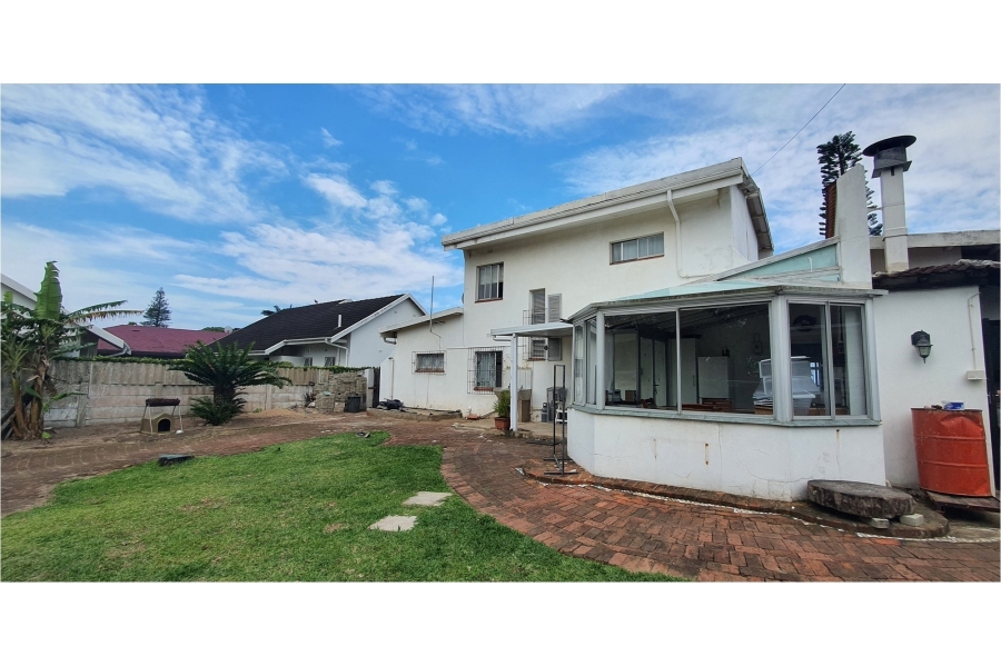 2 Bedroom Property for Sale in Uvongo KwaZulu-Natal