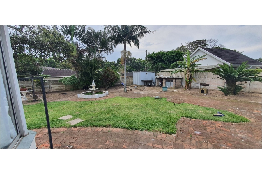 2 Bedroom Property for Sale in Uvongo KwaZulu-Natal