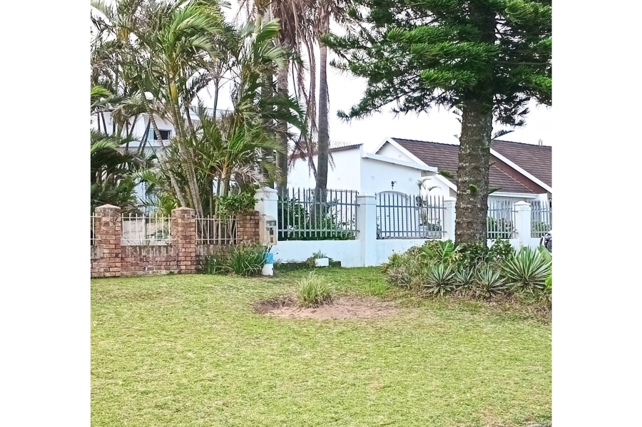 2 Bedroom Property for Sale in Uvongo KwaZulu-Natal