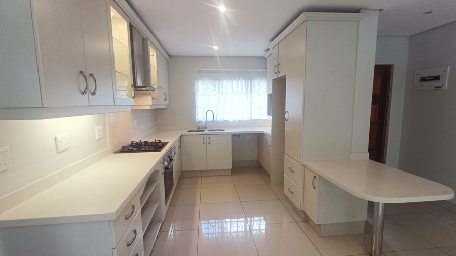 To Let 2 Bedroom Property for Rent in Gillitts KwaZulu-Natal