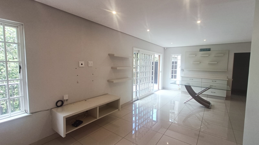 To Let 2 Bedroom Property for Rent in Gillitts KwaZulu-Natal