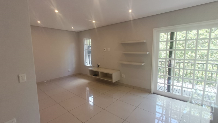 To Let 2 Bedroom Property for Rent in Gillitts KwaZulu-Natal