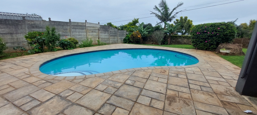 3 Bedroom Property for Sale in Uvongo KwaZulu-Natal