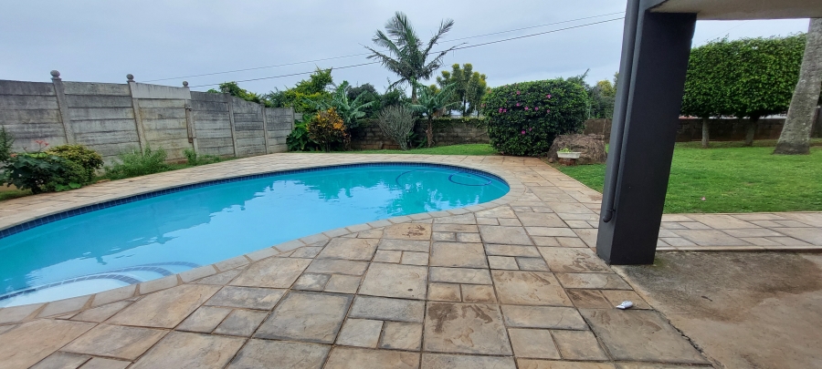 3 Bedroom Property for Sale in Uvongo KwaZulu-Natal