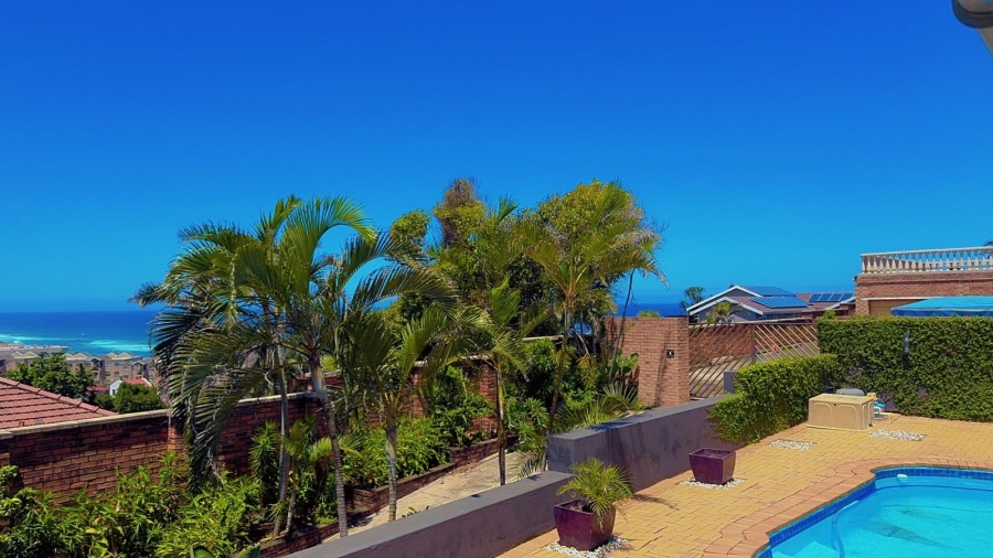 9 Bedroom Property for Sale in Ocean View KwaZulu-Natal