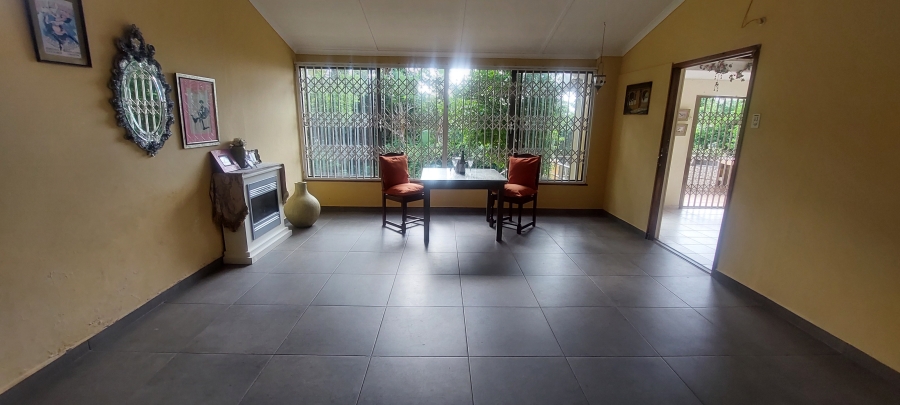 4 Bedroom Property for Sale in Sea Park KwaZulu-Natal