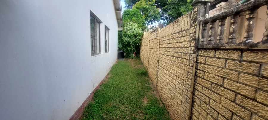 4 Bedroom Property for Sale in Sea Park KwaZulu-Natal