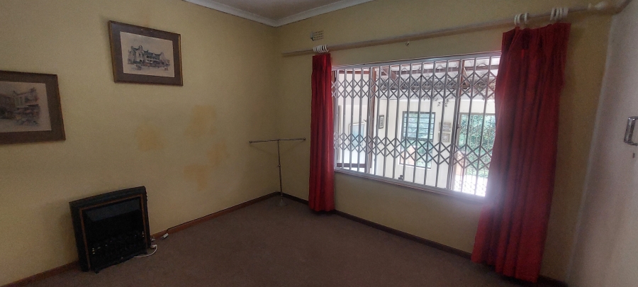 4 Bedroom Property for Sale in Sea Park KwaZulu-Natal