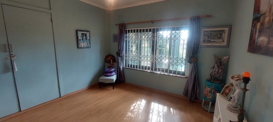 4 Bedroom Property for Sale in Sea Park KwaZulu-Natal