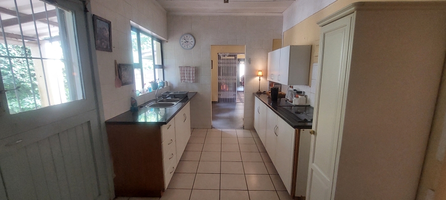 4 Bedroom Property for Sale in Sea Park KwaZulu-Natal