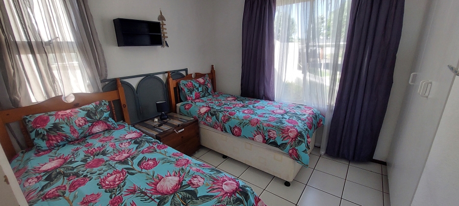 2 Bedroom Property for Sale in Uvongo KwaZulu-Natal