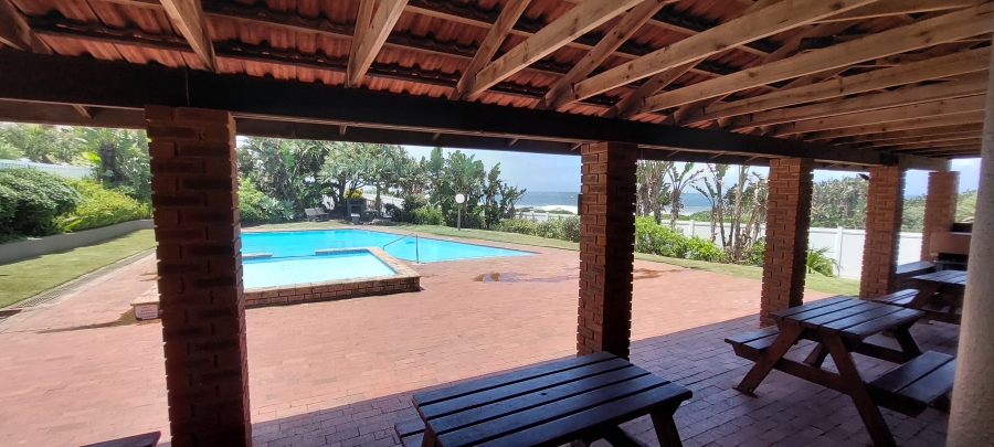 2 Bedroom Property for Sale in Uvongo KwaZulu-Natal