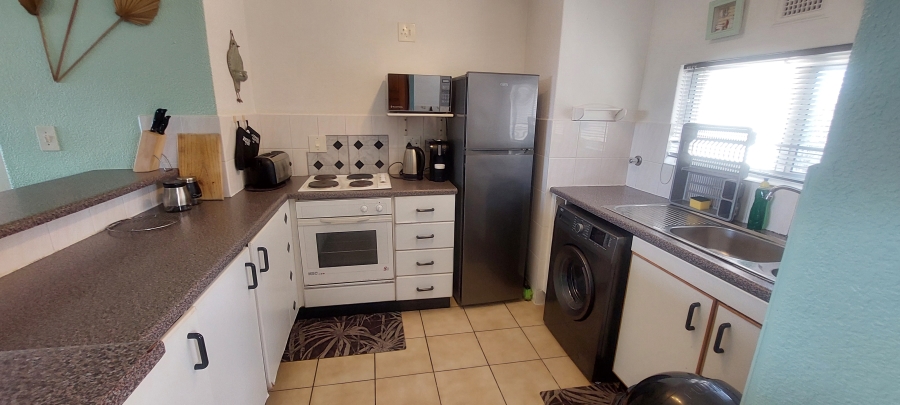 To Let 2 Bedroom Property for Rent in Uvongo KwaZulu-Natal