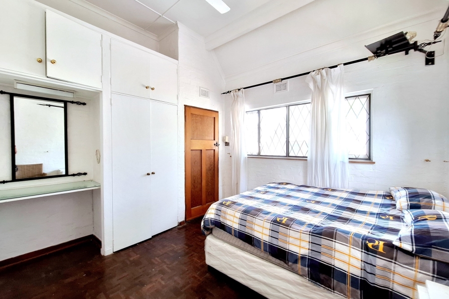 4 Bedroom Property for Sale in Cowies Hill KwaZulu-Natal