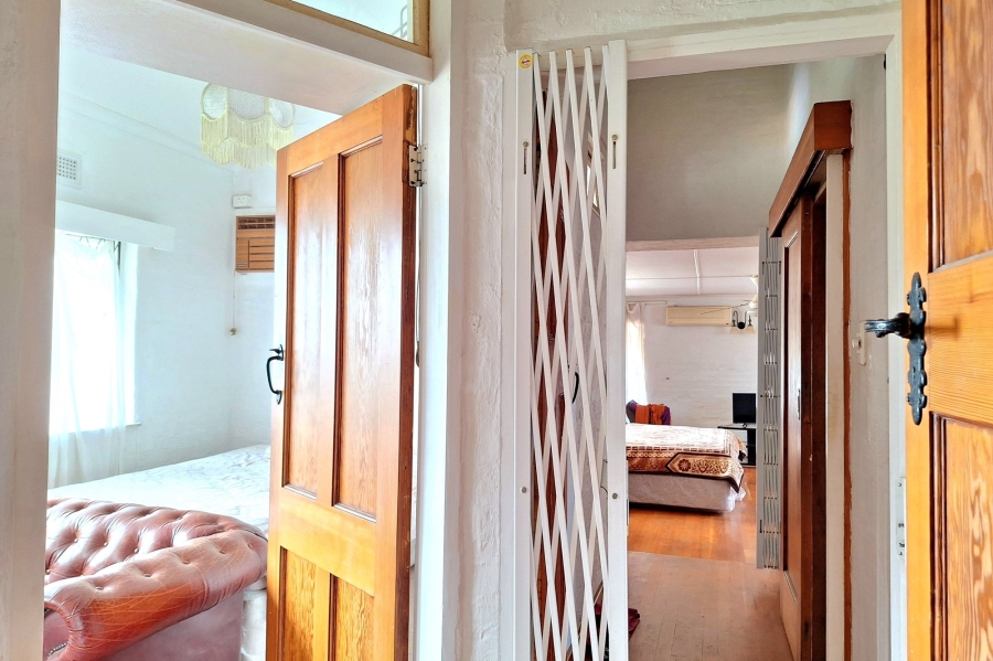 4 Bedroom Property for Sale in Cowies Hill KwaZulu-Natal