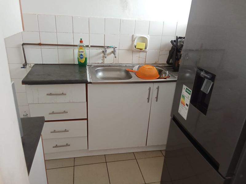 To Let 1 Bedroom Property for Rent in Point KwaZulu-Natal