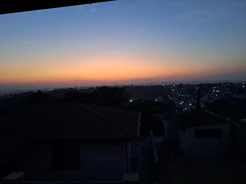 To Let 3 Bedroom Property for Rent in Bluff KwaZulu-Natal