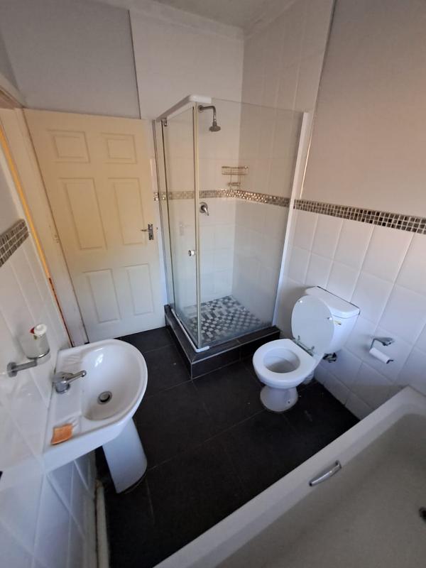 To Let 3 Bedroom Property for Rent in Bluff KwaZulu-Natal