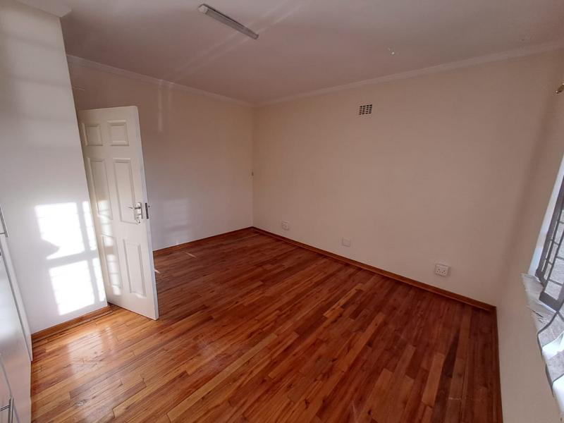 To Let 3 Bedroom Property for Rent in Bluff KwaZulu-Natal