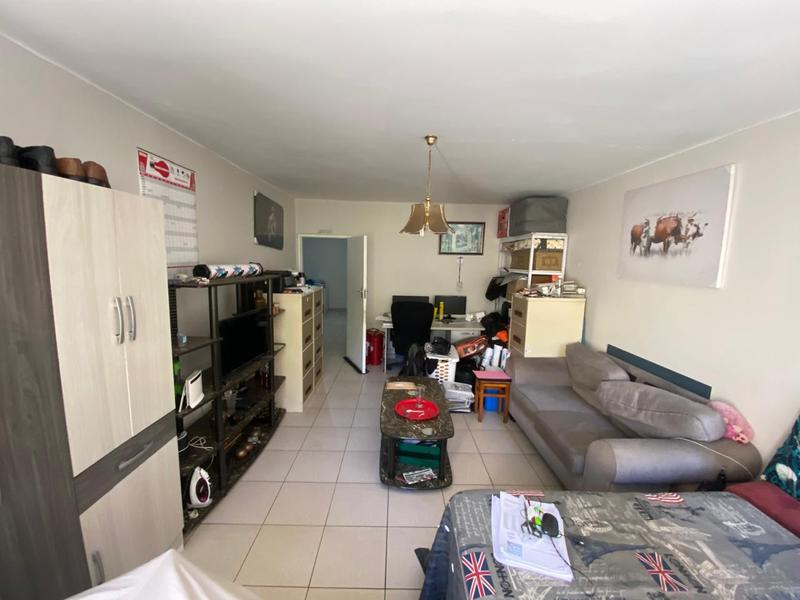 2 Bedroom Property for Sale in Esplanade KwaZulu-Natal