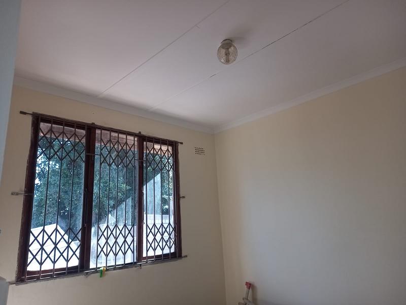 To Let 2 Bedroom Property for Rent in Escombe KwaZulu-Natal