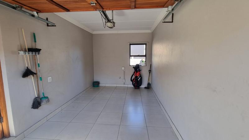 3 Bedroom Property for Sale in Jozini Rural KwaZulu-Natal