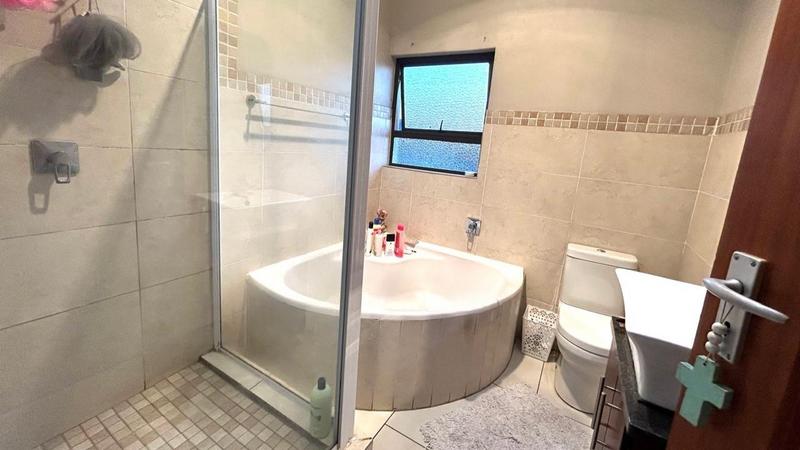 3 Bedroom Property for Sale in Jozini Rural KwaZulu-Natal