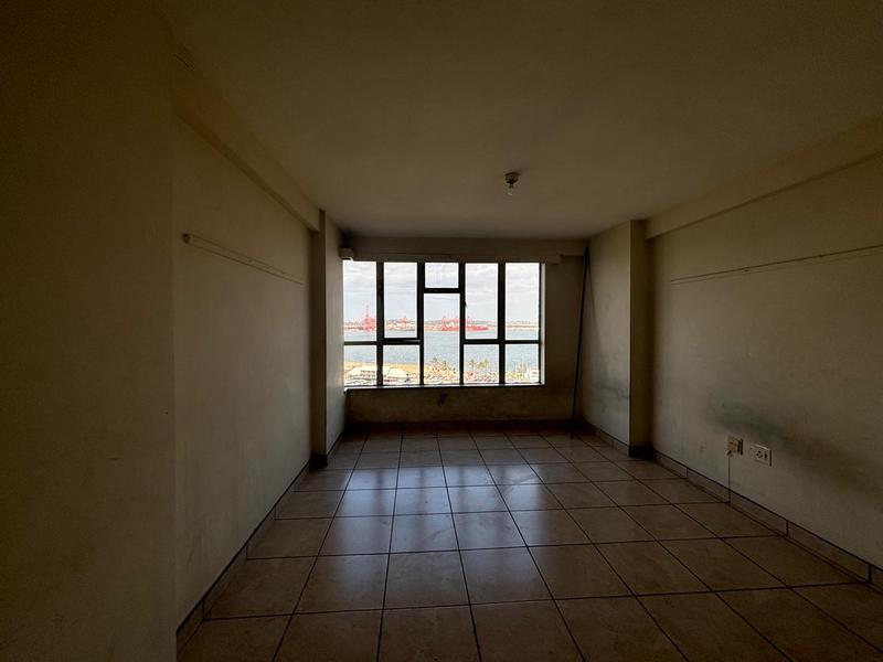 To Let 1 Bedroom Property for Rent in Esplanade KwaZulu-Natal