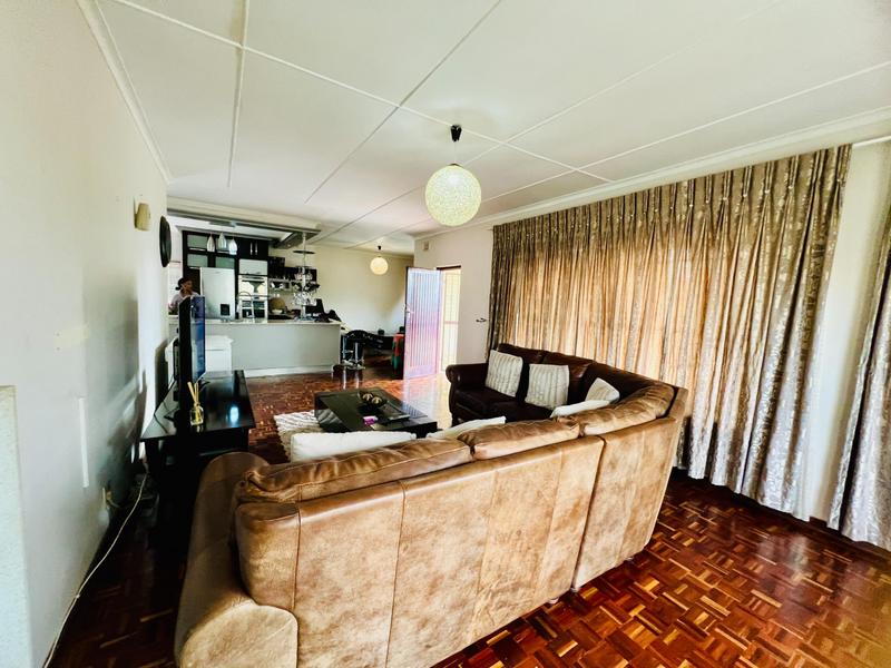 4 Bedroom Property for Sale in Berea West KwaZulu-Natal