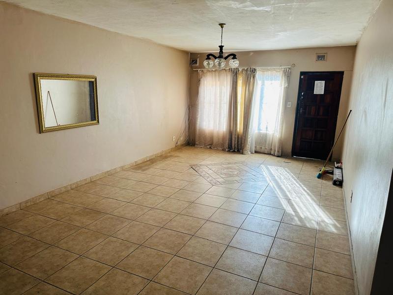 3 Bedroom Property for Sale in Umzinto KwaZulu-Natal