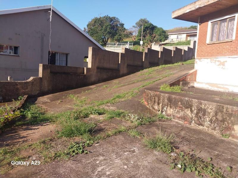 3 Bedroom Property for Sale in Umzinto KwaZulu-Natal