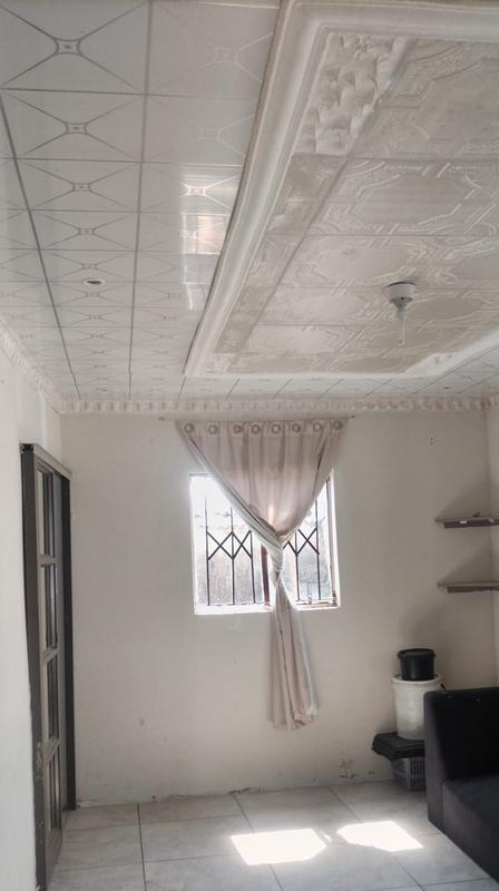 4 Bedroom Property for Sale in Umlazi KwaZulu-Natal