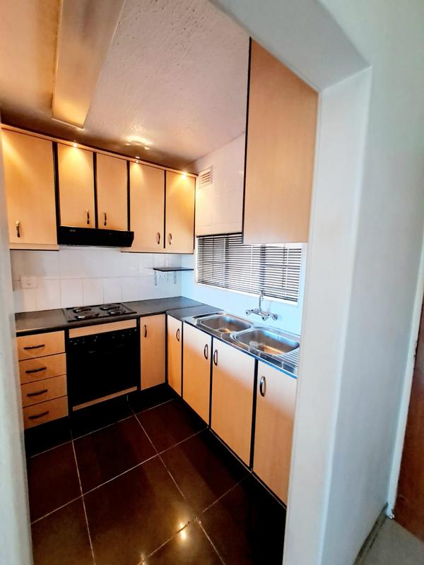 2 Bedroom Property for Sale in Montclair KwaZulu-Natal