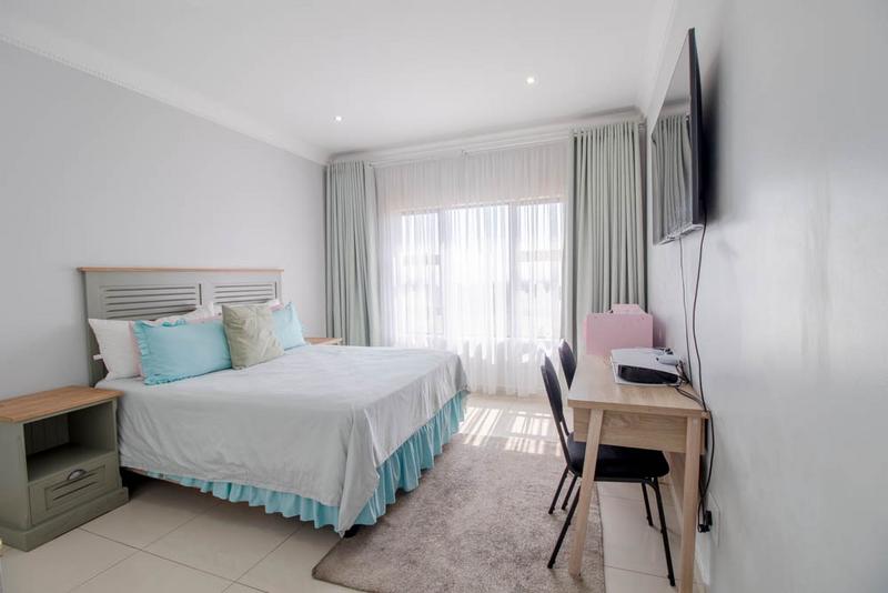 To Let 3 Bedroom Property for Rent in Umhlanga Ridge KwaZulu-Natal