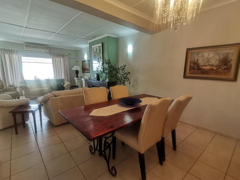 2 Bedroom Property for Sale in Manaba Beach KwaZulu-Natal