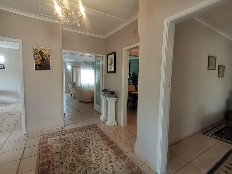 2 Bedroom Property for Sale in Manaba Beach KwaZulu-Natal