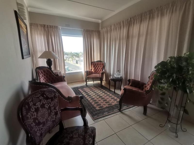 2 Bedroom Property for Sale in Manaba Beach KwaZulu-Natal