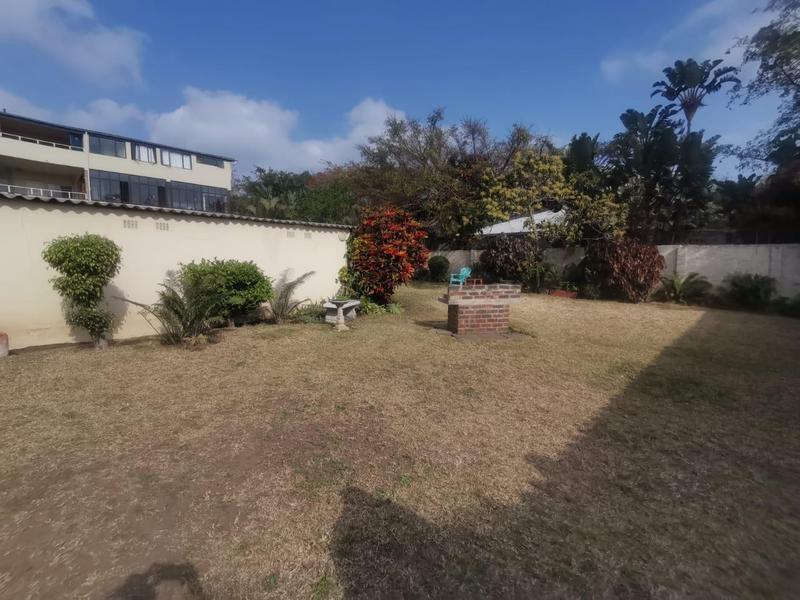 2 Bedroom Property for Sale in Manaba Beach KwaZulu-Natal