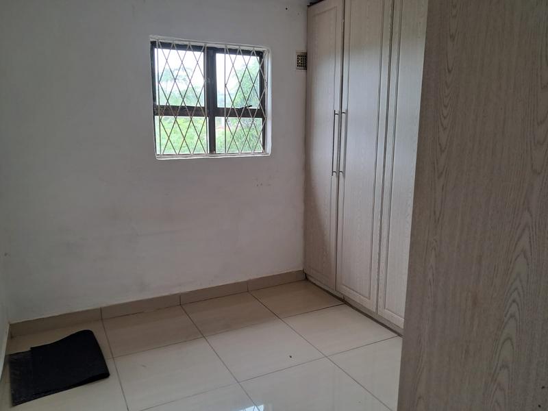 To Let 2 Bedroom Property for Rent in Umzinto KwaZulu-Natal