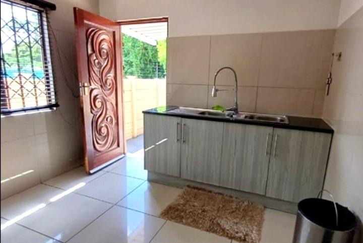 4 Bedroom Property for Sale in Veld En Vlei KwaZulu-Natal