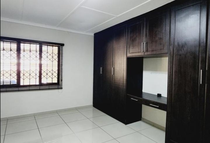 4 Bedroom Property for Sale in Veld En Vlei KwaZulu-Natal