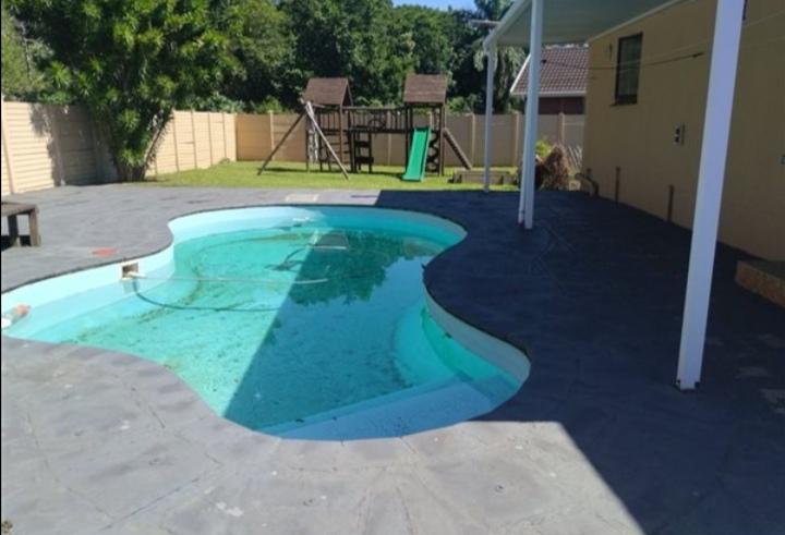 4 Bedroom Property for Sale in Veld En Vlei KwaZulu-Natal