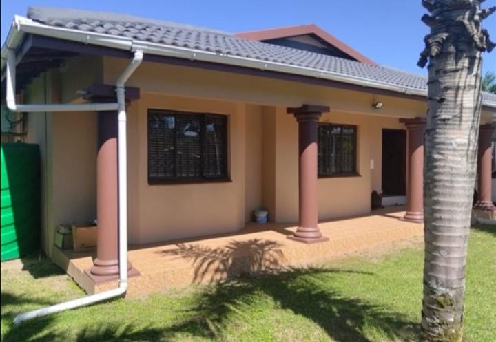 4 Bedroom Property for Sale in Veld En Vlei KwaZulu-Natal