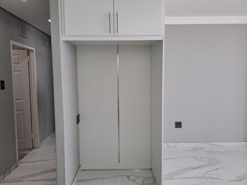 To Let 2 Bedroom Property for Rent in North Beach KwaZulu-Natal