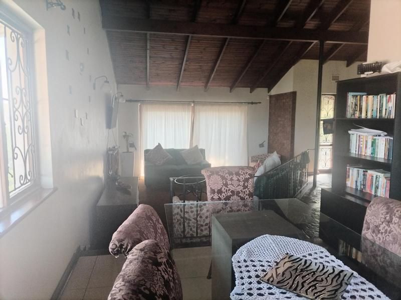 5 Bedroom Property for Sale in Carrington Heights KwaZulu-Natal