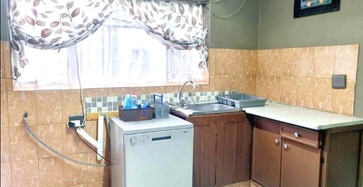 7 Bedroom Property for Sale in Veld En Vlei KwaZulu-Natal