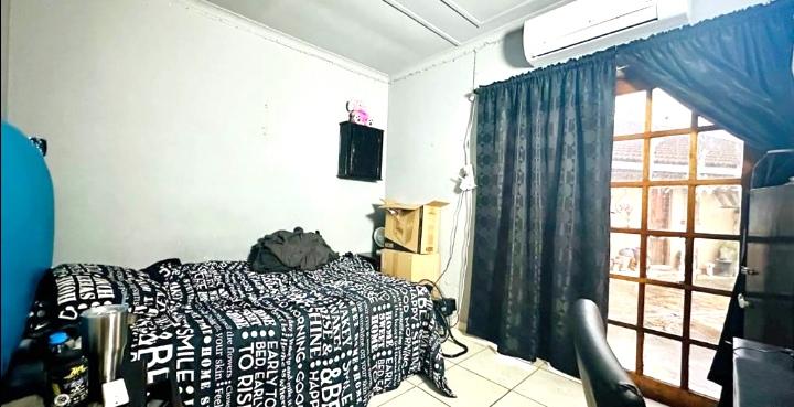 7 Bedroom Property for Sale in Veld En Vlei KwaZulu-Natal